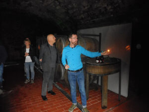 Gäste der Partnergemeinde Argenbühl in Radeburg 04/2024 - Besuch der Winzergenossenschaft Meißen